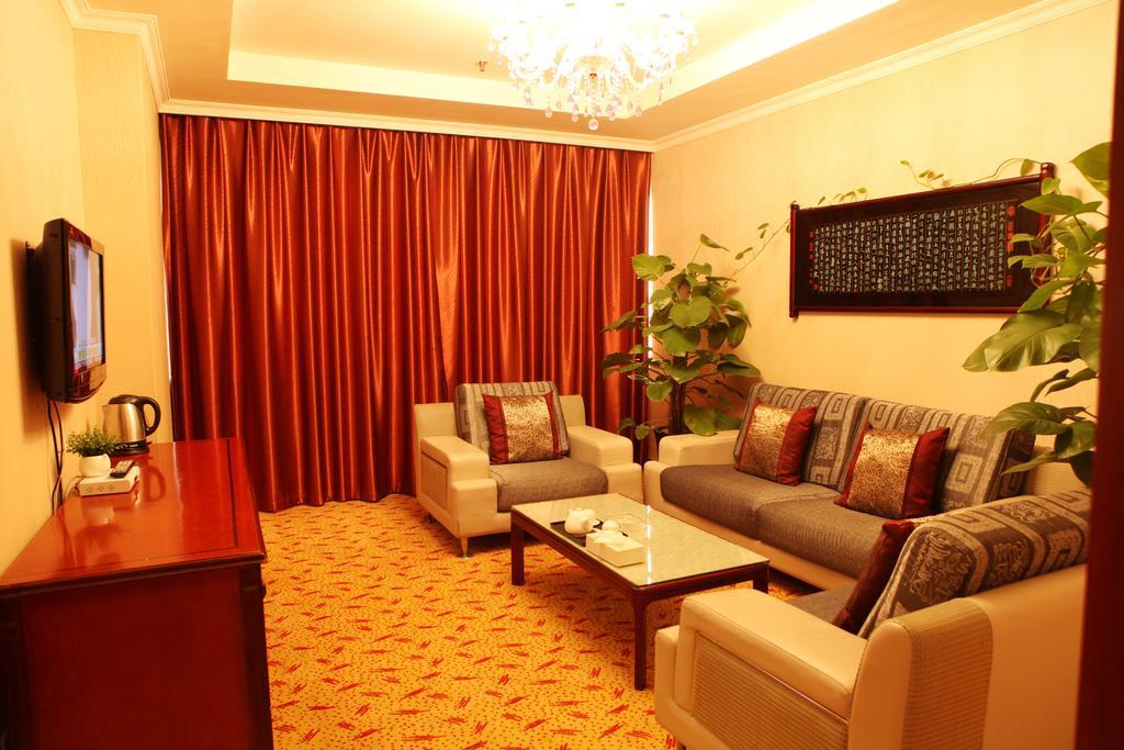 Tianhong Hotel Heze Екстериор снимка