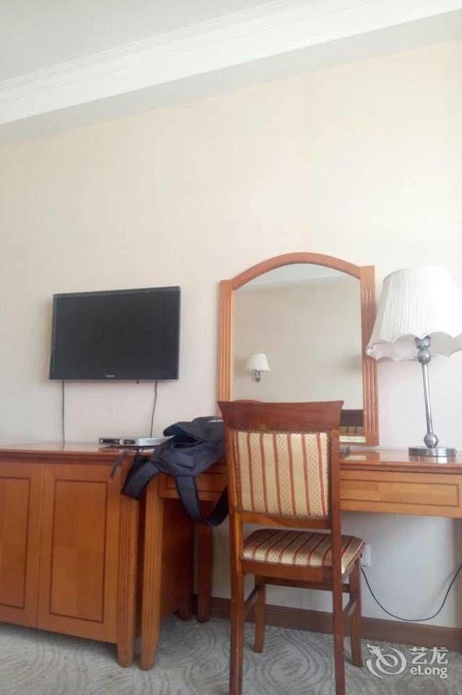 Tianhong Hotel Heze Екстериор снимка